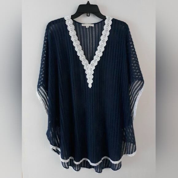 Francesca's Open Knit Top - Picture 1 of 5